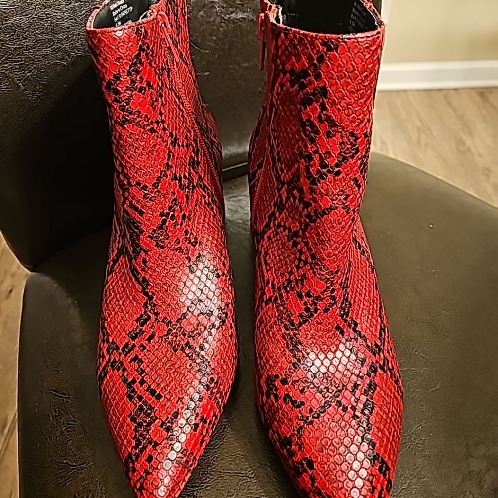 Booties - Picture 4 of 4